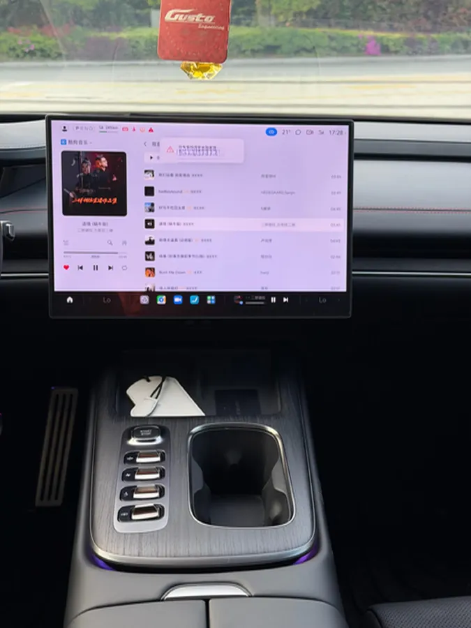 2024 MI SU7 BEV 101KWH,autocango,china used car exporter,china ev exporter,chinese used car exporter,chinese used ev exporter