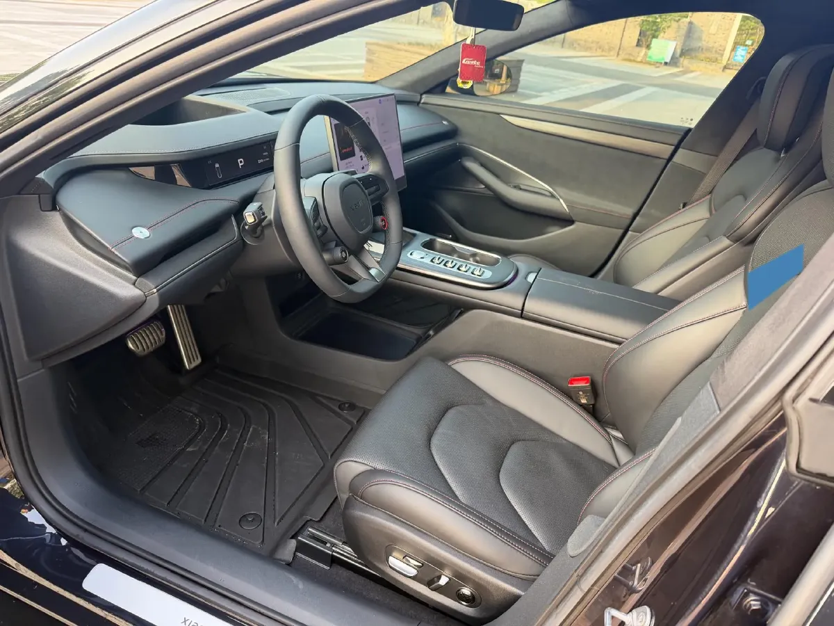 2024 MI SU7 BEV 101KWH,autocango,china used car exporter,china ev exporter,chinese used car exporter,chinese used ev exporter