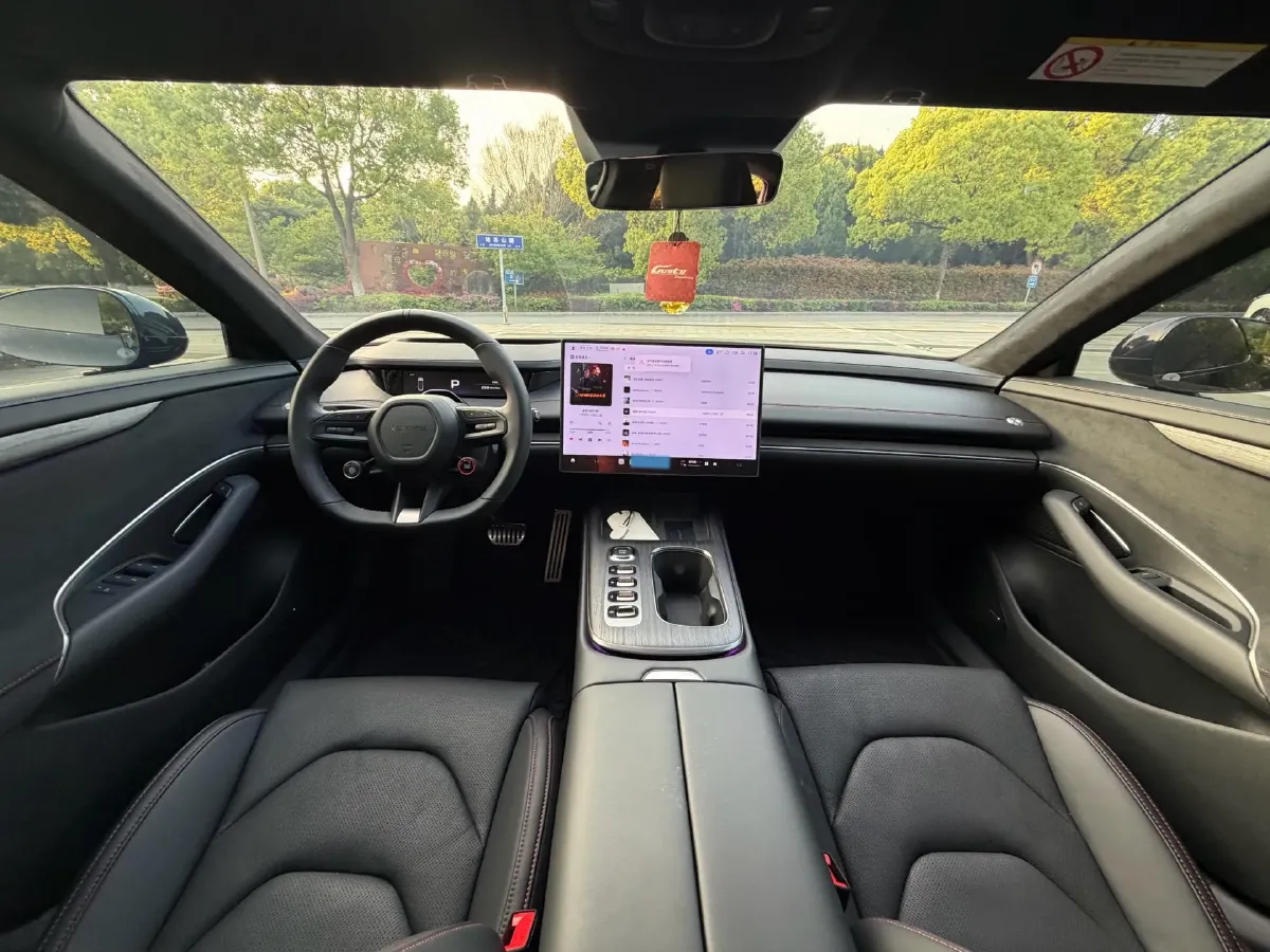 2024 MI SU7 BEV 101KWH,autocango,china used car exporter,china ev exporter,chinese used car exporter,chinese used ev exporter