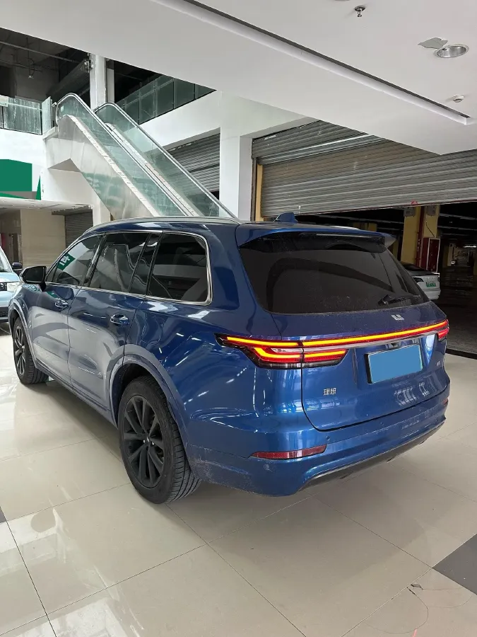 2020 Li ONE Range Extended 131HP REEV 40.5KWH,autocango,china used car exporter,china ev exporter,chinese used car exporter,chinese used ev exporter