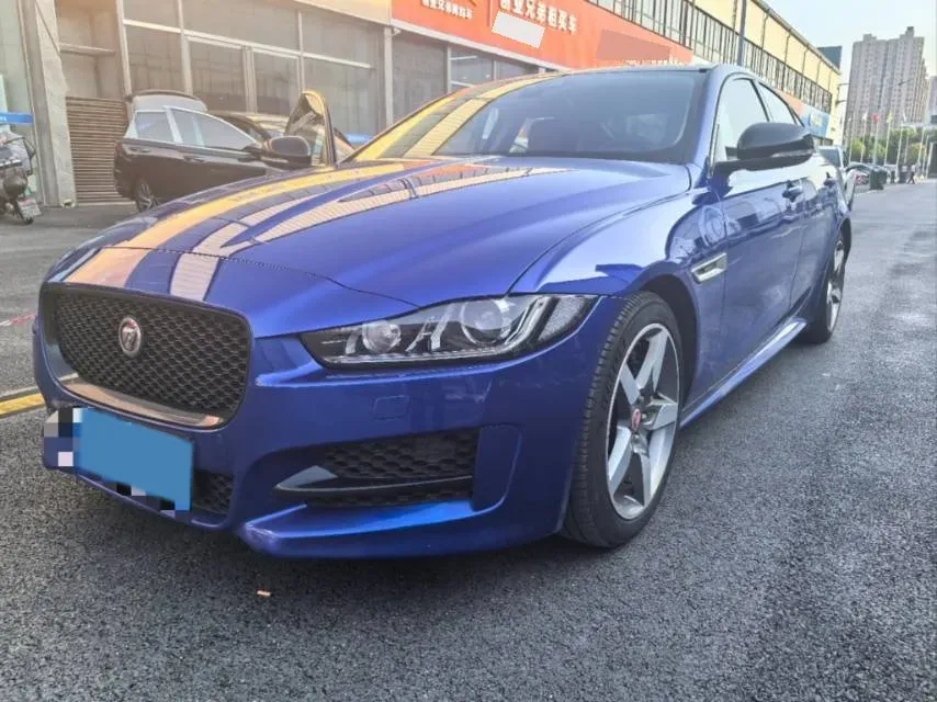 2018 Jaguar XE 2.0T 200HP L4 8AT,autocango,china used car exporter,china ev exporter,chinese used car exporter,chinese used ev exporter