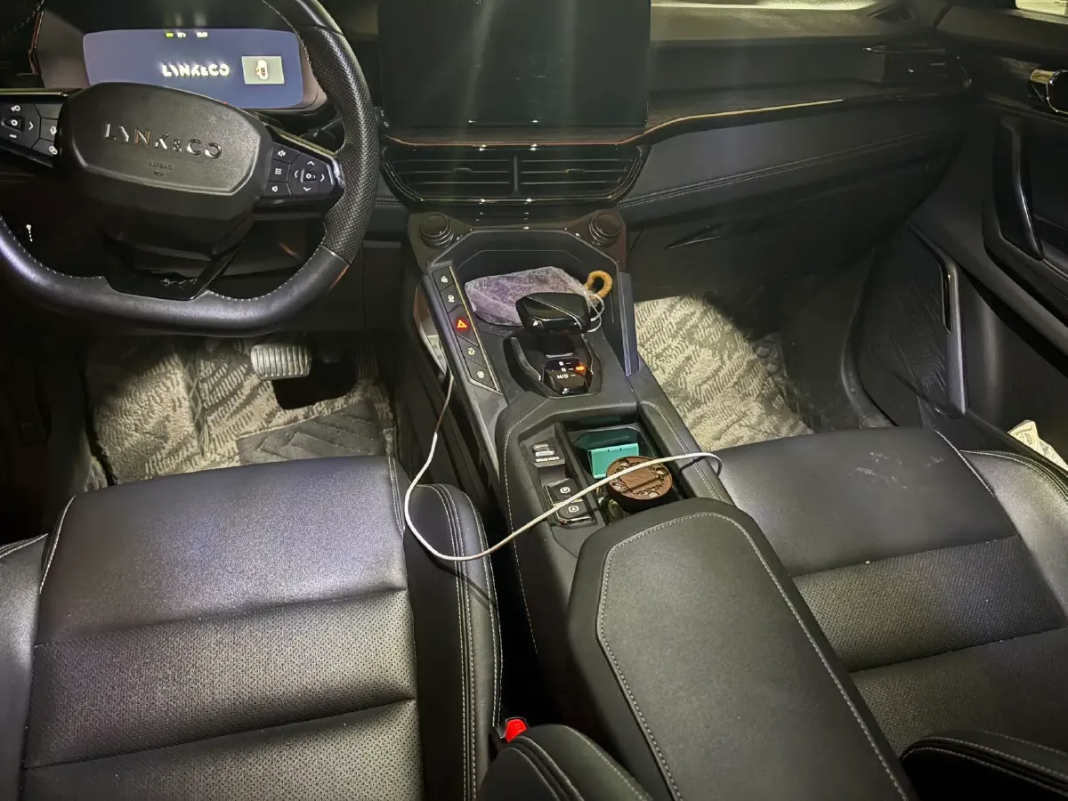 2023 LYNK&CO 06 1.5T 181HP L4 7DCT,autocango,china used car exporter,china ev exporter,chinese used car exporter,chinese used ev exporter