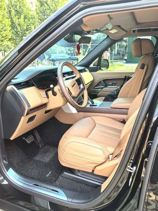 2024 Land Rover Range Rover 3.0T 400HP L6 8AT,autocango,china used car exporter,china ev exporter,chinese used car exporter,chinese used ev exporter