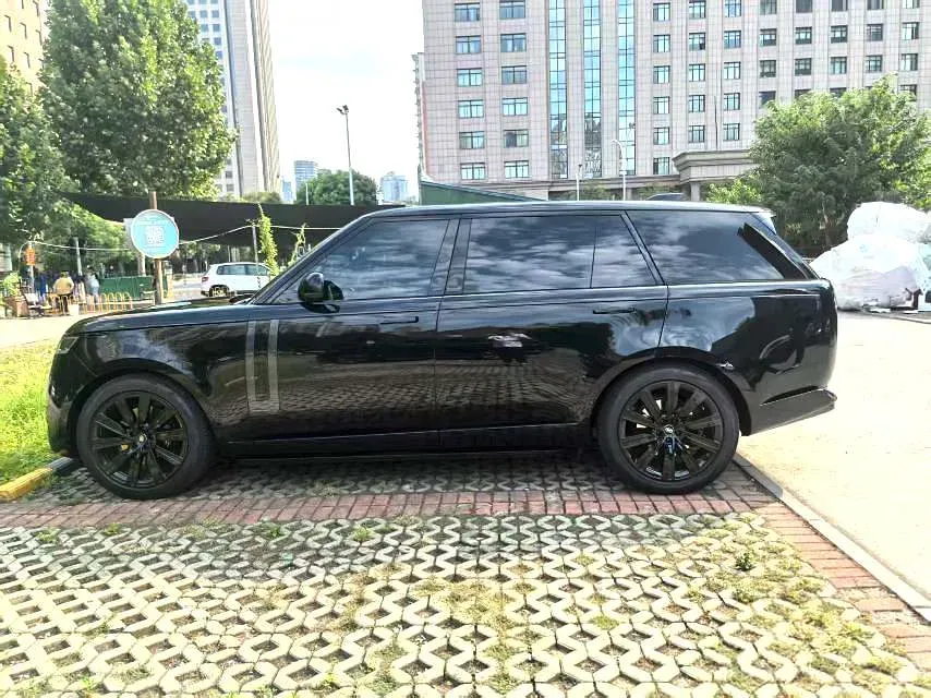 2024 Land Rover Range Rover 3.0T 400HP L6 8AT,autocango,china used car exporter,china ev exporter,chinese used car exporter,chinese used ev exporter