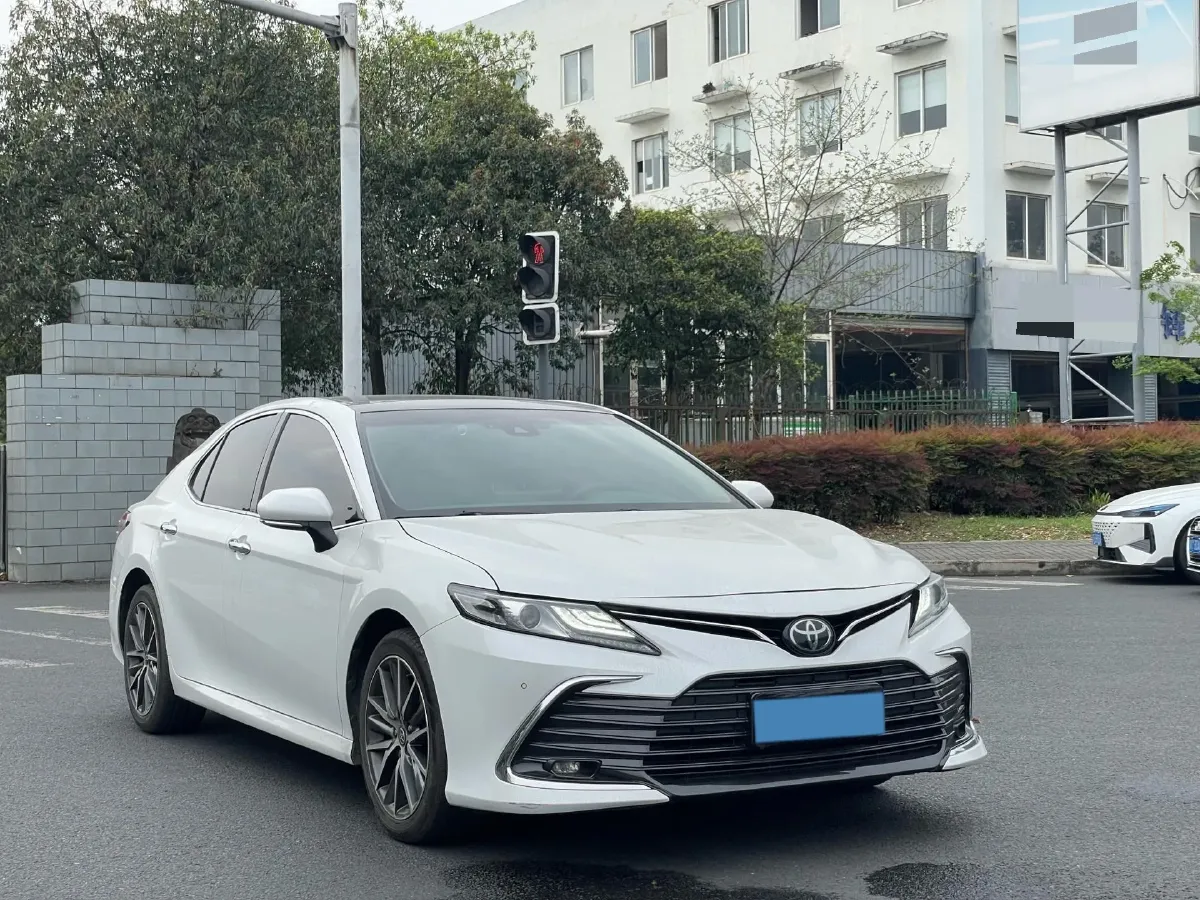 2021 Toyota Camry 2.5L 209HP L4 8AT,autocango,china used car exporter,china ev exporter,chinese used car exporter,chinese used ev exporter