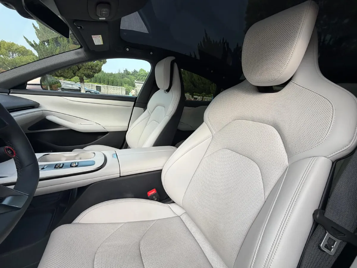 2024 MI SU7 BEV 73.6KWH,autocango,china used car exporter,china ev exporter,chinese used car exporter,chinese used ev exporter