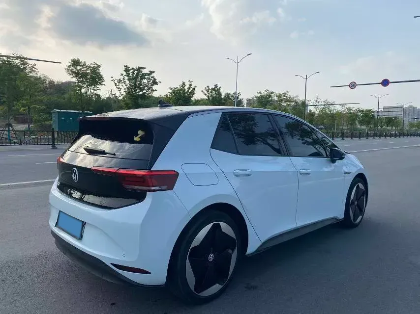 2024 Volkswagen ID.3 BEV 52.8KWH,autocango,china used car exporter,china ev exporter,chinese used car exporter,chinese used ev exporter