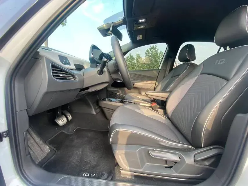 2024 Volkswagen ID.3 BEV 52.8KWH,autocango,china used car exporter,china ev exporter,chinese used car exporter,chinese used ev exporter