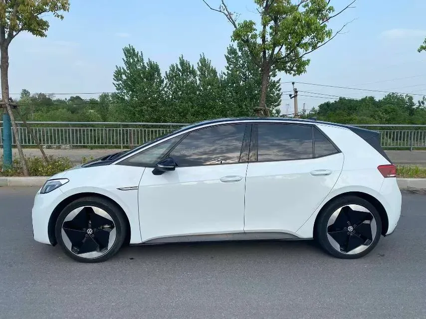 2024 Volkswagen ID.3 BEV 52.8KWH,autocango,china used car exporter,china ev exporter,chinese used car exporter,chinese used ev exporter