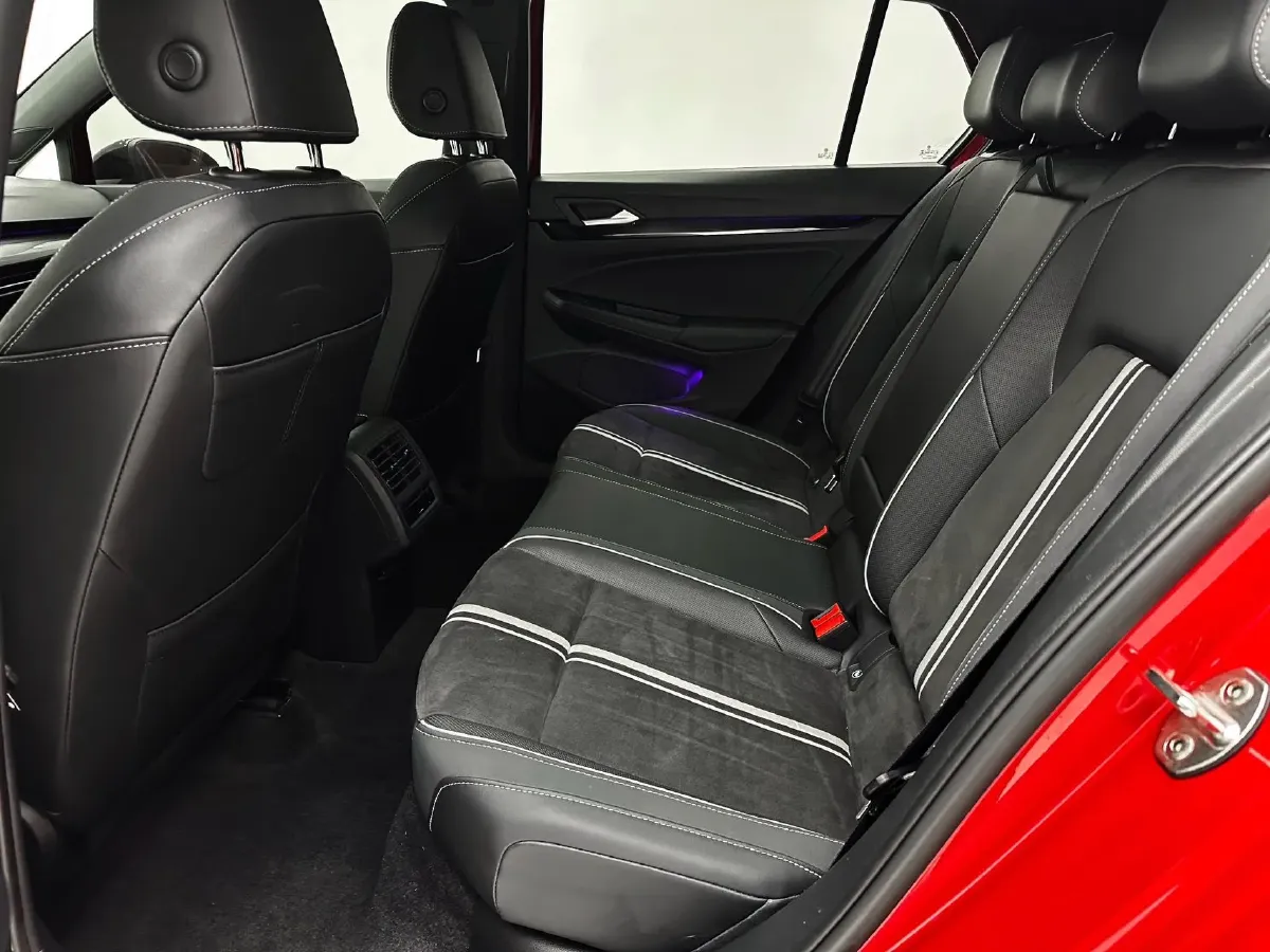 2021 Volkswagen Golf 1.4T 150HP L4 7DCT,autocango,china used car exporter,china ev exporter,chinese used car exporter,chinese used ev exporter