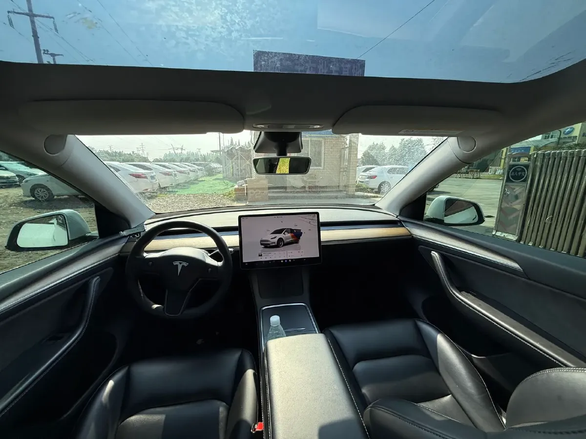 2022 Tesla Model Y BEV 60KWH,autocango,china used car exporter,china ev exporter,chinese used car exporter,chinese used ev exporter