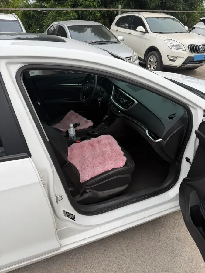 2020 Buick Encore 1.0T 125HP L3 6AT,autocango,china used car exporter,china ev exporter,chinese used car exporter,chinese used ev exporter