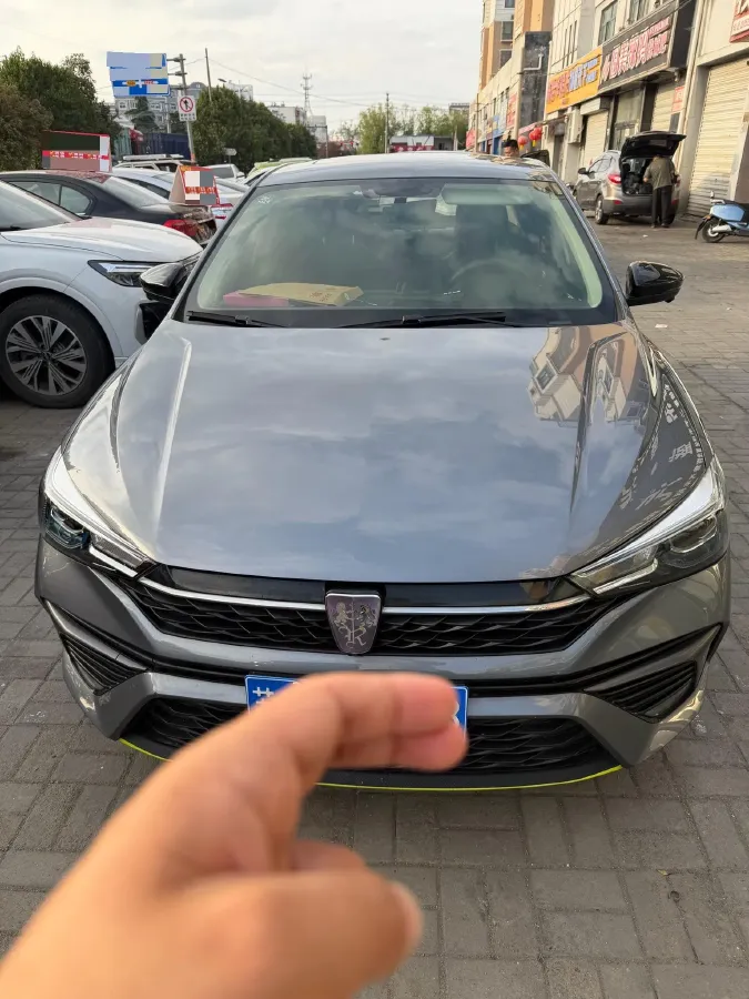 2021 Roewe i5 1.5L 120HP L4 CVT,autocango,china used car exporter,china ev exporter,chinese used car exporter,chinese used ev exporter