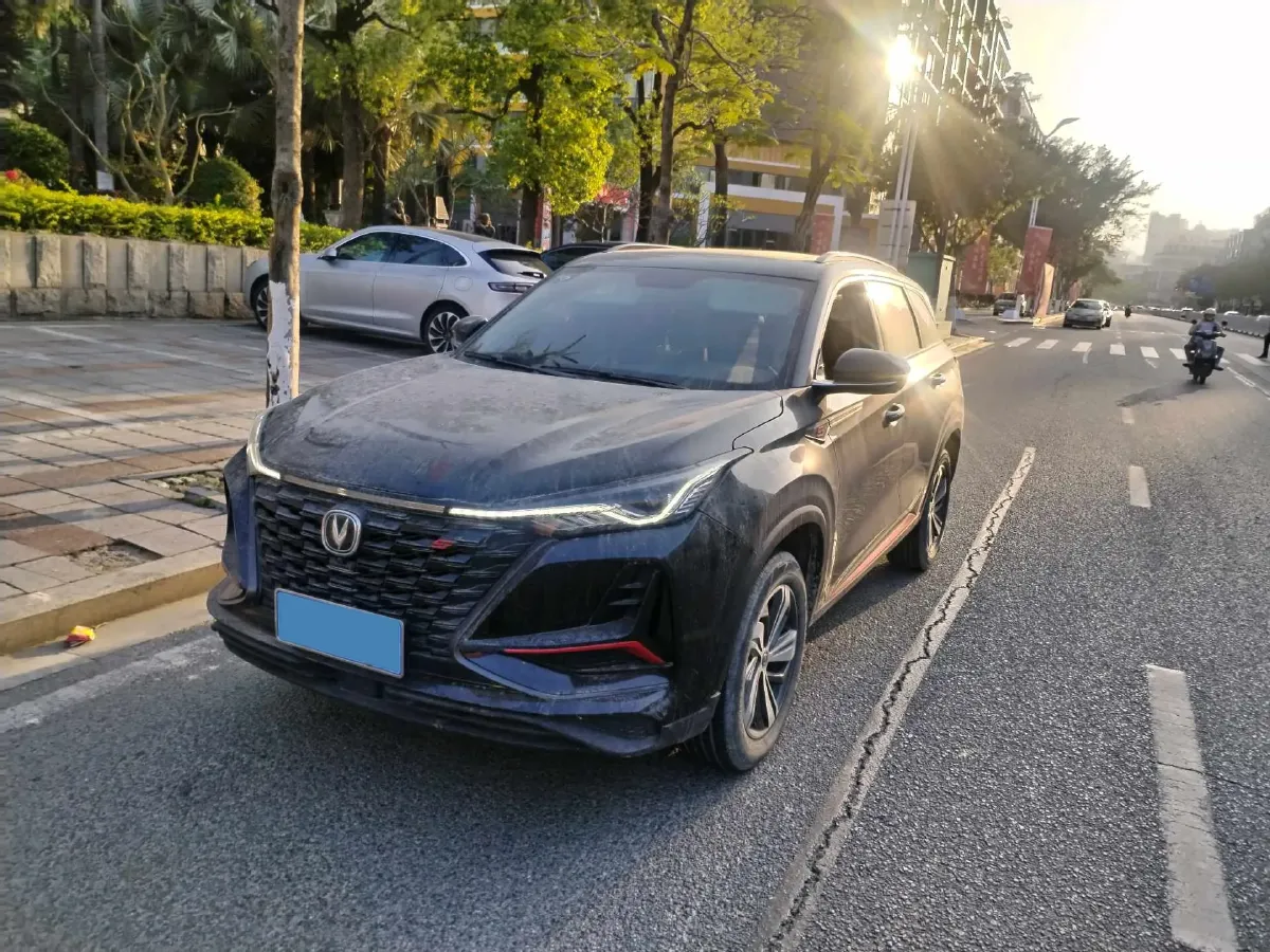 2021 ChangAn CS75 Plus 1.5T 178HP L4 6AT,autocango,china used car exporter,china ev exporter,chinese used car exporter,chinese used ev exporter
