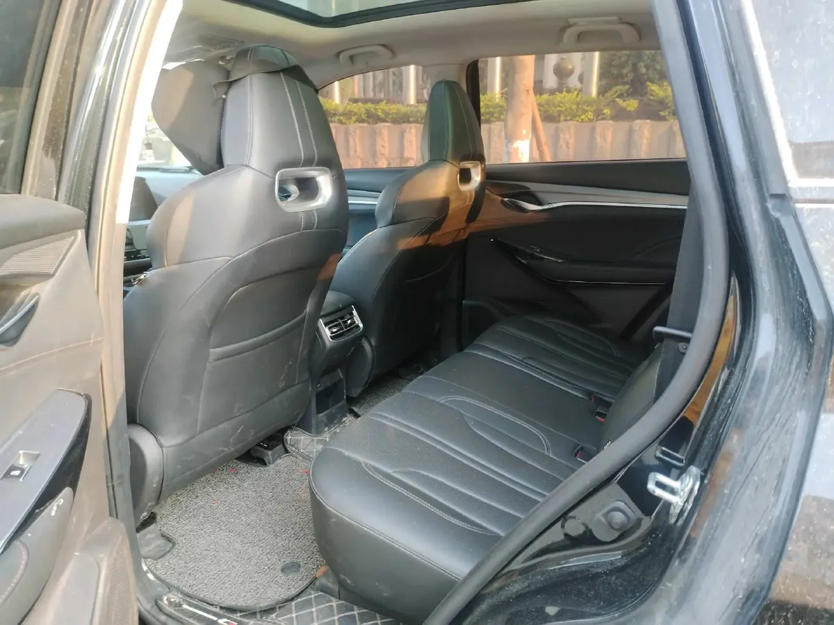 2021 ChangAn CS75 Plus 1.5T 178HP L4 6AT,autocango,china used car exporter,china ev exporter,chinese used car exporter,chinese used ev exporter