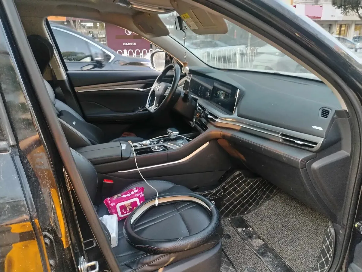 2021 ChangAn CS75 Plus 1.5T 178HP L4 6AT,autocango,china used car exporter,china ev exporter,chinese used car exporter,chinese used ev exporter