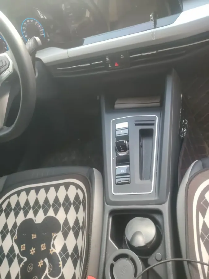 2021 Volkswagen Golf 1.4T 150HP L4 7DCT,autocango,china used car exporter,china ev exporter,chinese used car exporter,chinese used ev exporter