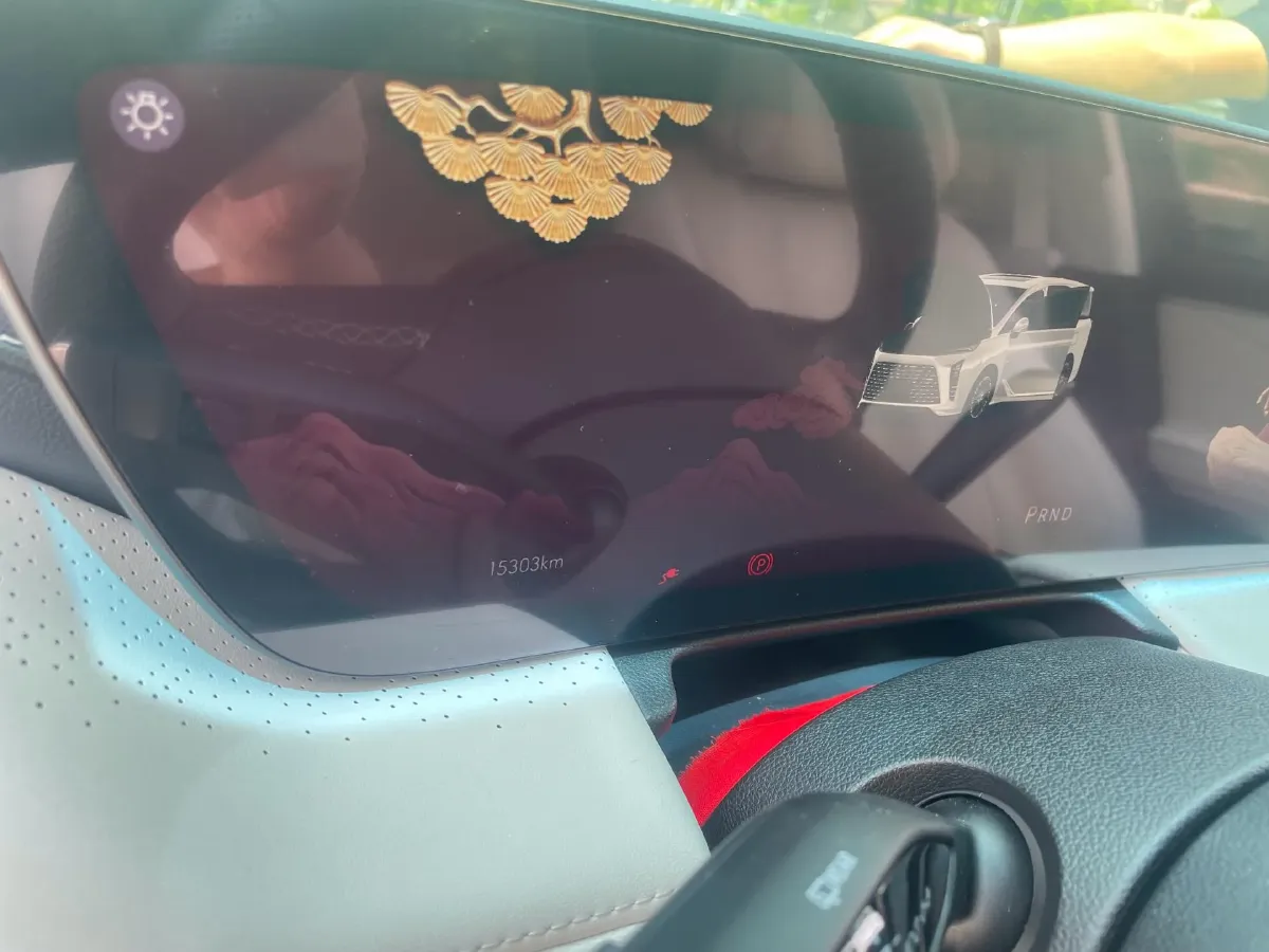 2024 Buick GL8 1.5T 180HP L4 2DHT PHEV 24.4KWH,autocango,china used car exporter,china ev exporter,chinese used car exporter,chinese used ev exporter