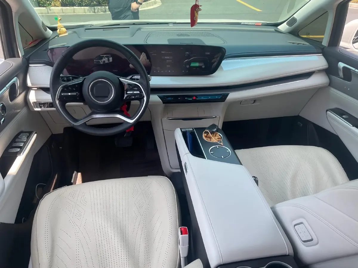 2024 Buick GL8 1.5T 180HP L4 2DHT PHEV 24.4KWH,autocango,china used car exporter,china ev exporter,chinese used car exporter,chinese used ev exporter