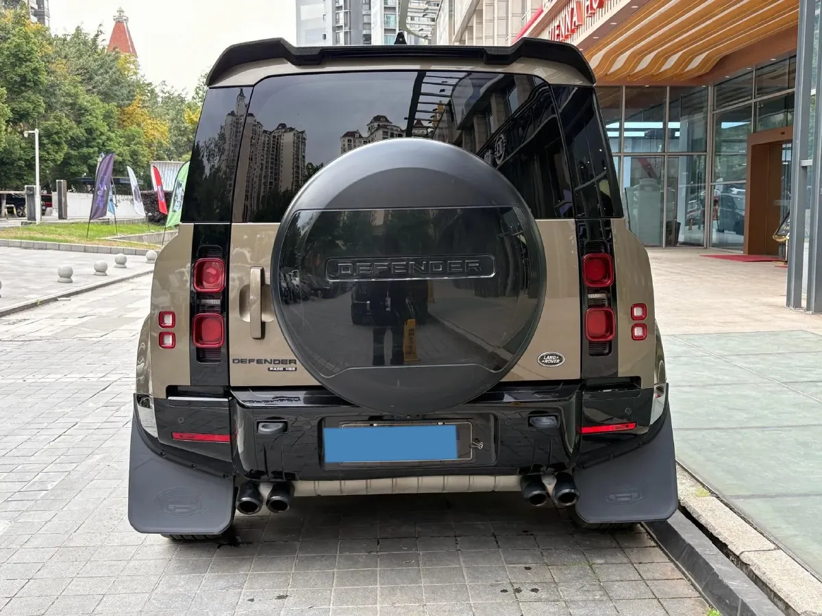 2020 Land Rover Defender 3.0T 400HP L6 8AT,autocango,china used car exporter,china ev exporter,chinese used car exporter,chinese used ev exporter