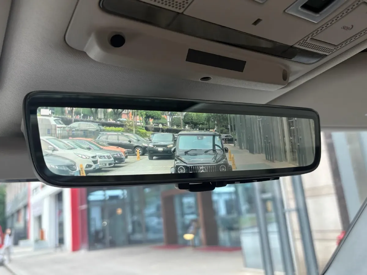 2020 Land Rover Defender 3.0T 400HP L6 8AT,autocango,china used car exporter,china ev exporter,chinese used car exporter,chinese used ev exporter