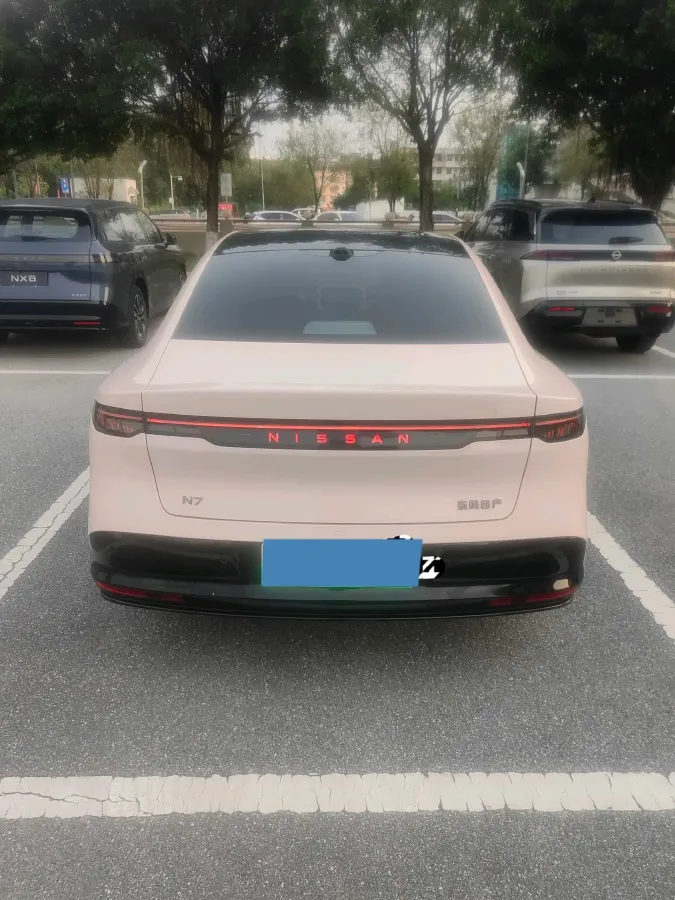 2025 Nissan N7 BEV 73KWH,autocango,china used car exporter,china ev exporter,chinese used car exporter,chinese used ev exporter