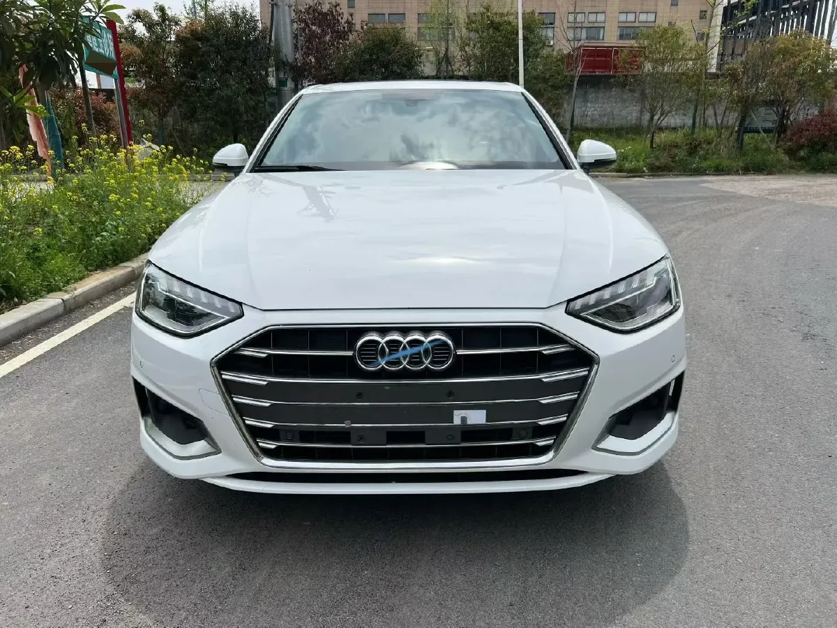 2020 Audi A4L 2.0T 190HP L4 7DCT,autocango,china used car exporter,china ev exporter,chinese used car exporter,chinese used ev exporter