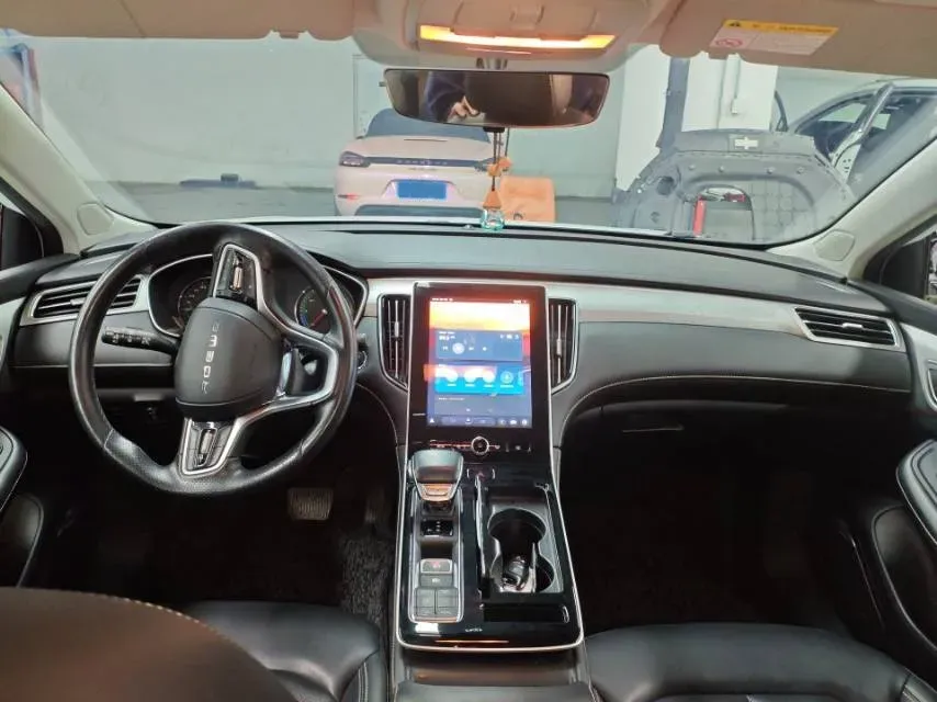 2020 Roewe i6 MAX 1.5T 169HP L4 AMT PHEV,autocango,china used car exporter,china ev exporter,chinese used car exporter,chinese used ev exporter