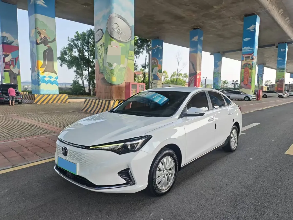 2022 ChangAn Eado BEV 47.78KWH,autocango,china used car exporter,china ev exporter,chinese used car exporter,chinese used ev exporter