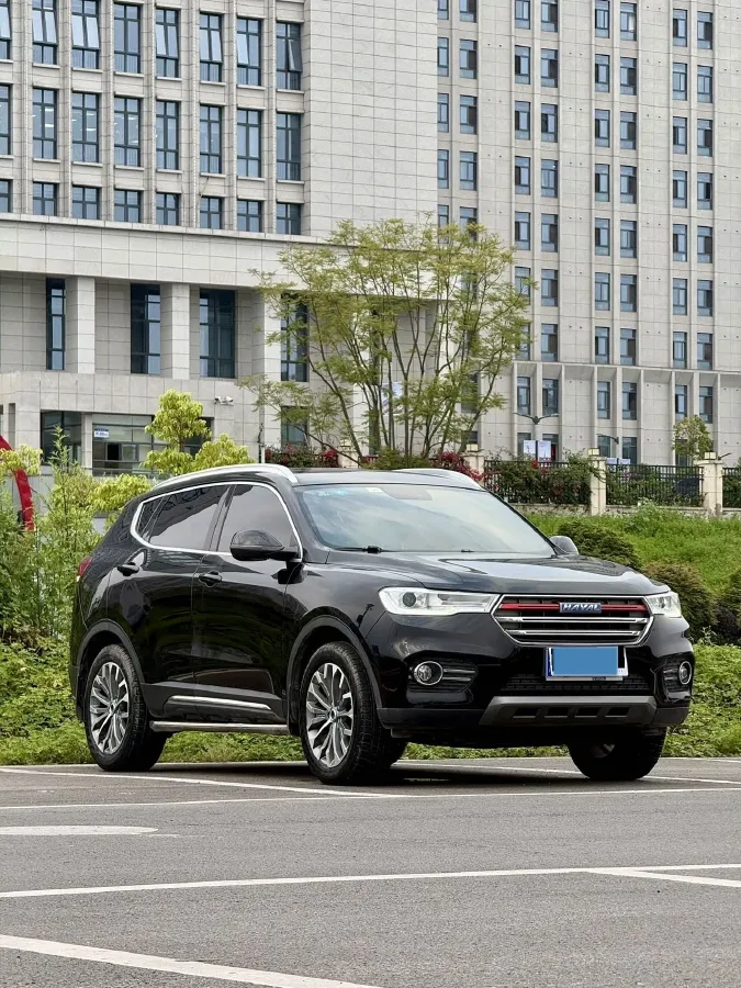 2017 Haval H6 2.0T 197HP L4 7DCT,autocango,china used car exporter,china ev exporter,chinese used car exporter,chinese used ev exporter