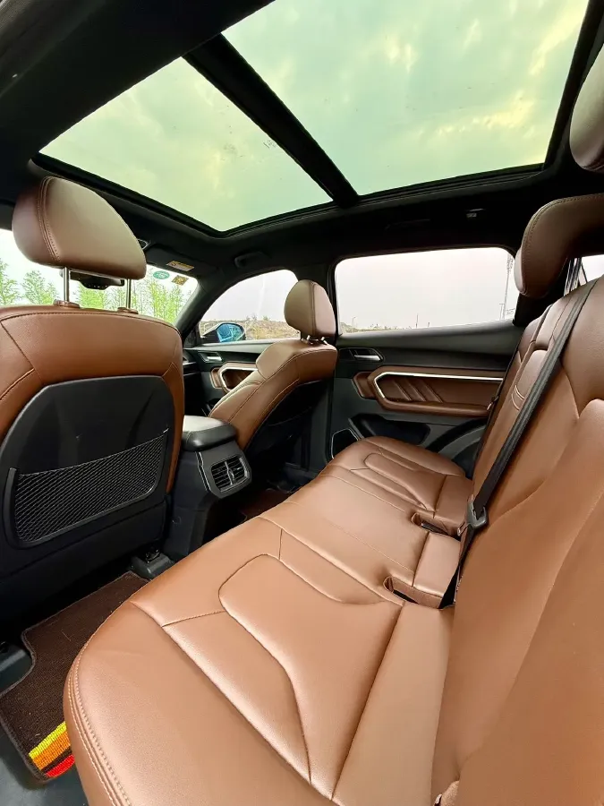 2017 Haval H6 2.0T 197HP L4 7DCT,autocango,china used car exporter,china ev exporter,chinese used car exporter,chinese used ev exporter