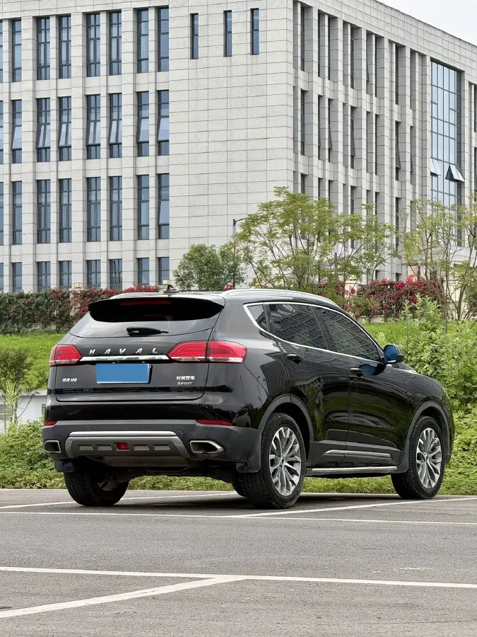 2017 Haval H6 2.0T 197HP L4 7DCT,autocango,china used car exporter,china ev exporter,chinese used car exporter,chinese used ev exporter
