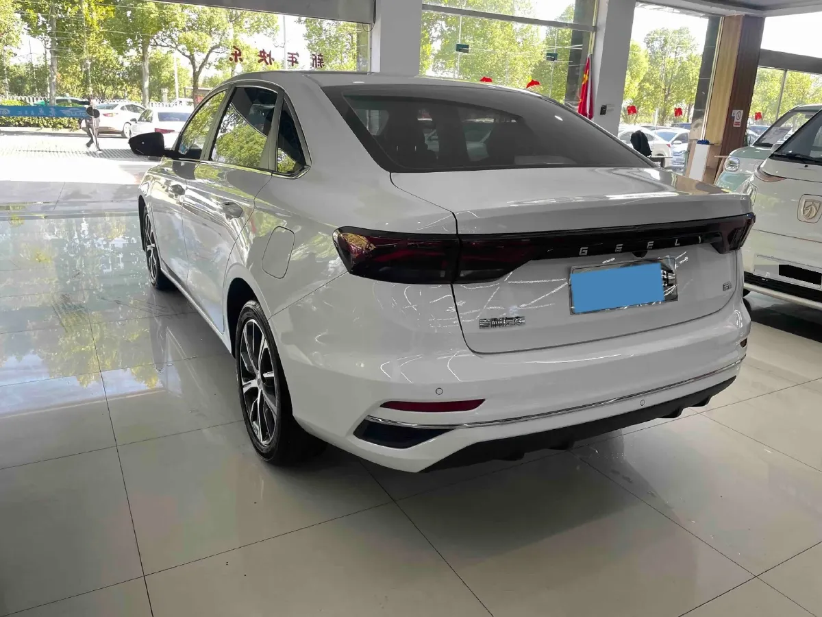 2022 Geely Emgrand 1.5L 114HP L4 CVT,autocango,china used car exporter,china ev exporter,chinese used car exporter,chinese used ev exporter