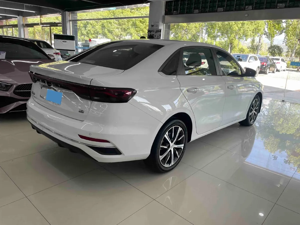 2022 Geely Emgrand 1.5L 114HP L4 CVT,autocango,china used car exporter,china ev exporter,chinese used car exporter,chinese used ev exporter