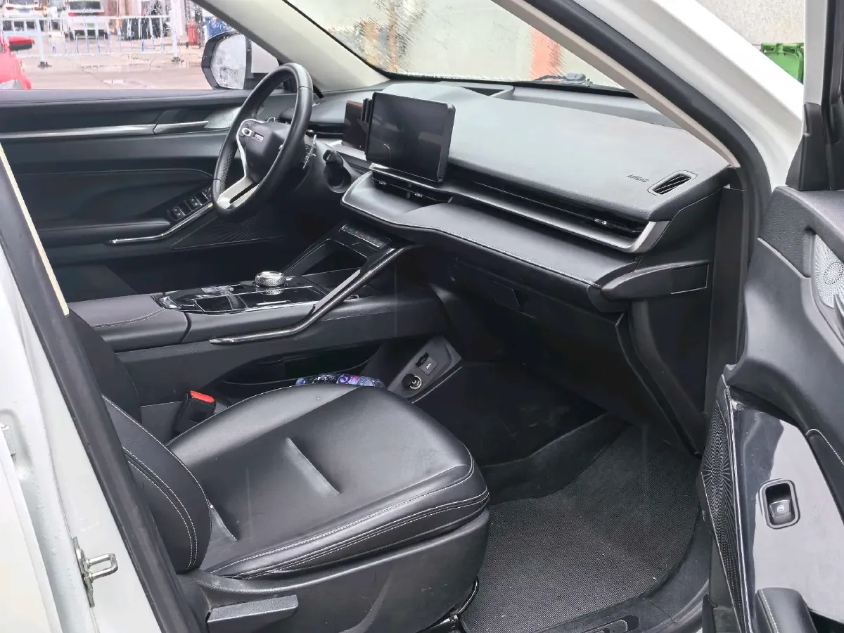 2021 Haval H6 2.0T 211HP L4 7DCT,autocango,china used car exporter,china ev exporter,chinese used car exporter,chinese used ev exporter