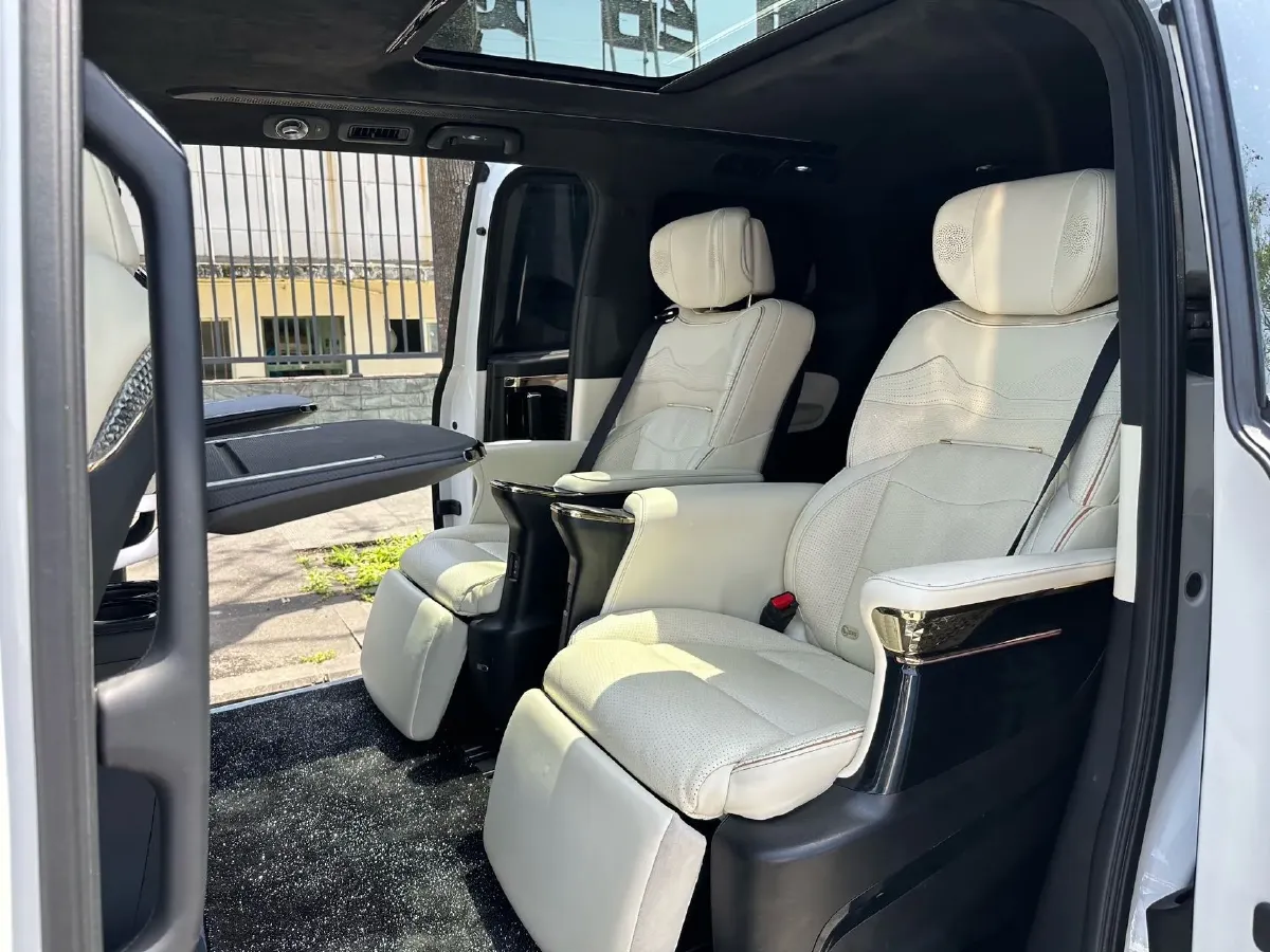 2023 GAC Trumpchi M8 2.0T 252HP L4 8AT,autocango,china used car exporter,china ev exporter,chinese used car exporter,chinese used ev exporter