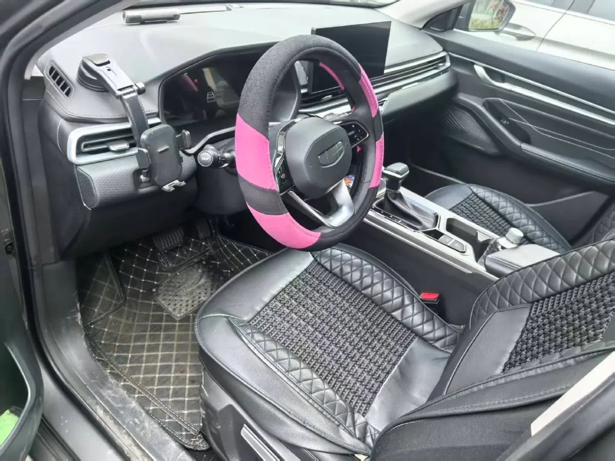 2025 Geely Emgrand 1.5L 127HP L4 CVT,autocango,china used car exporter,china ev exporter,chinese used car exporter,chinese used ev exporter