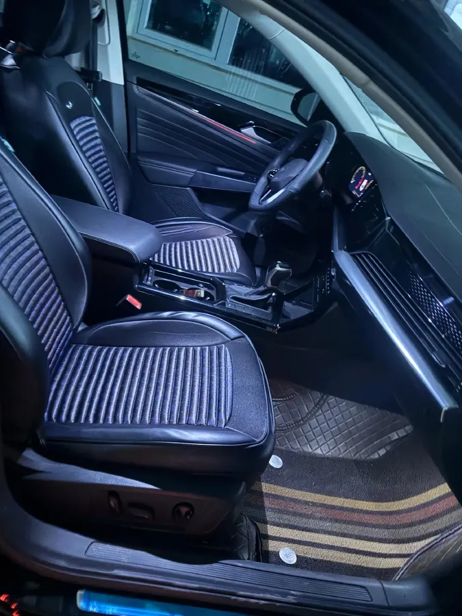 2024 Volkswagen Passat 2.0T 186HP L4 7DCT,autocango,china used car exporter,china ev exporter,chinese used car exporter,chinese used ev exporter