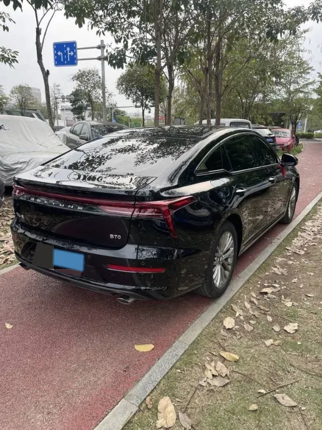 2025 Bestune B70 1.5T 169HP L4 7DCT,autocango,china used car exporter,china ev exporter,chinese used car exporter,chinese used ev exporter