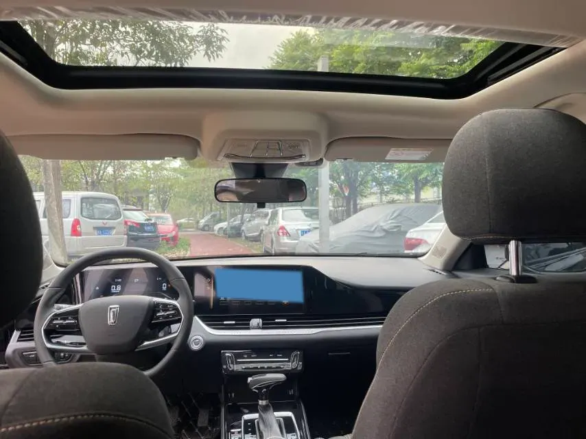 2025 Bestune B70 1.5T 169HP L4 7DCT,autocango,china used car exporter,china ev exporter,chinese used car exporter,chinese used ev exporter