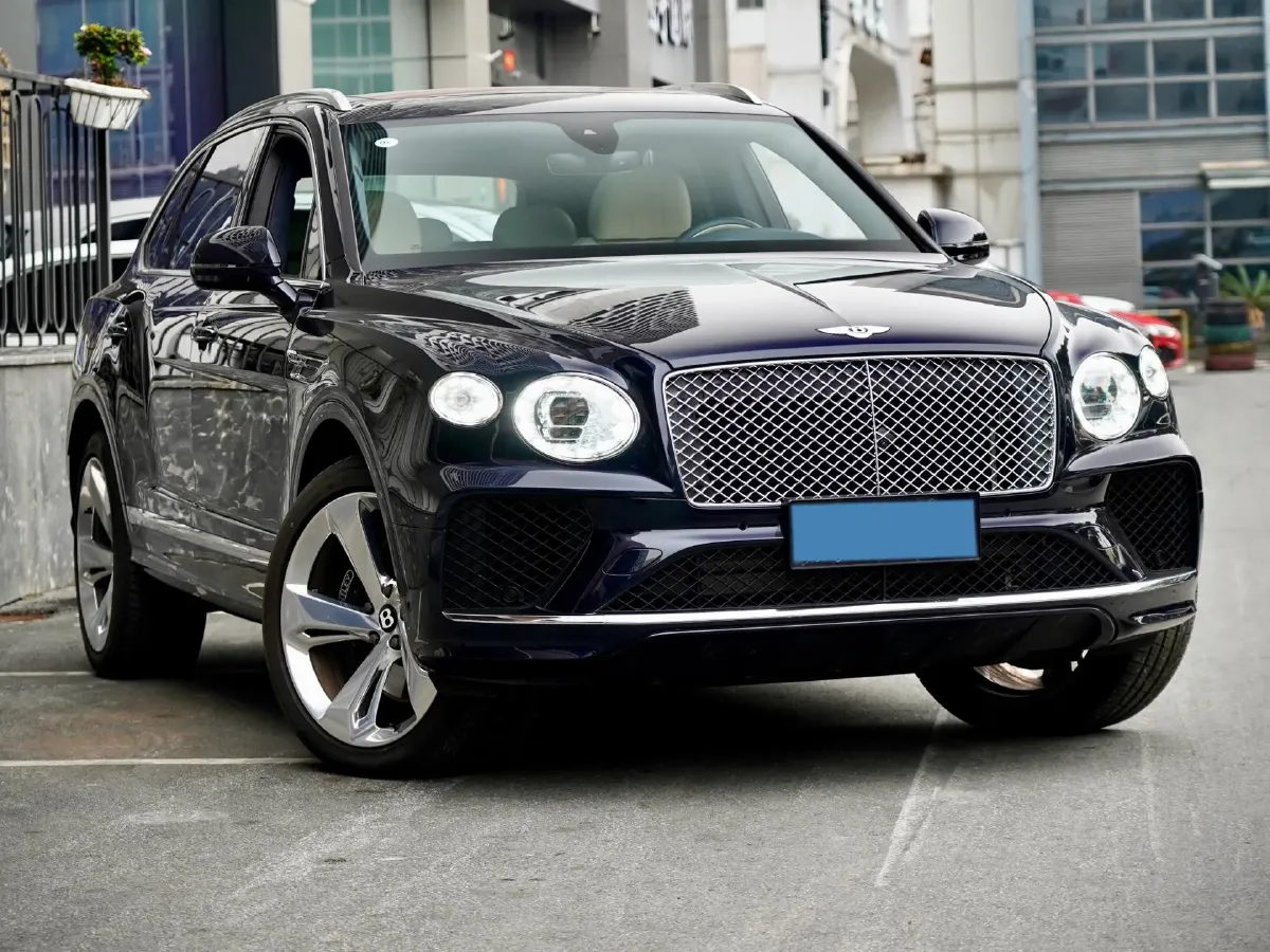 2022 Bentley Bentayga 4.0T 550HP V8 8AT,autocango,china used car exporter,china ev exporter,chinese used car exporter,chinese used ev exporter