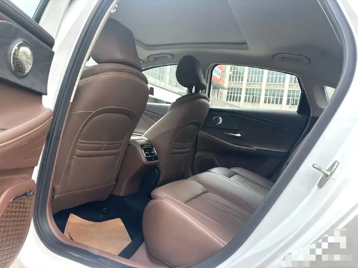 2025 Chery Arrizo 8 2.0T 254HP L4 7DCT,autocango,china used car exporter,china ev exporter,chinese used car exporter,chinese used ev exporter