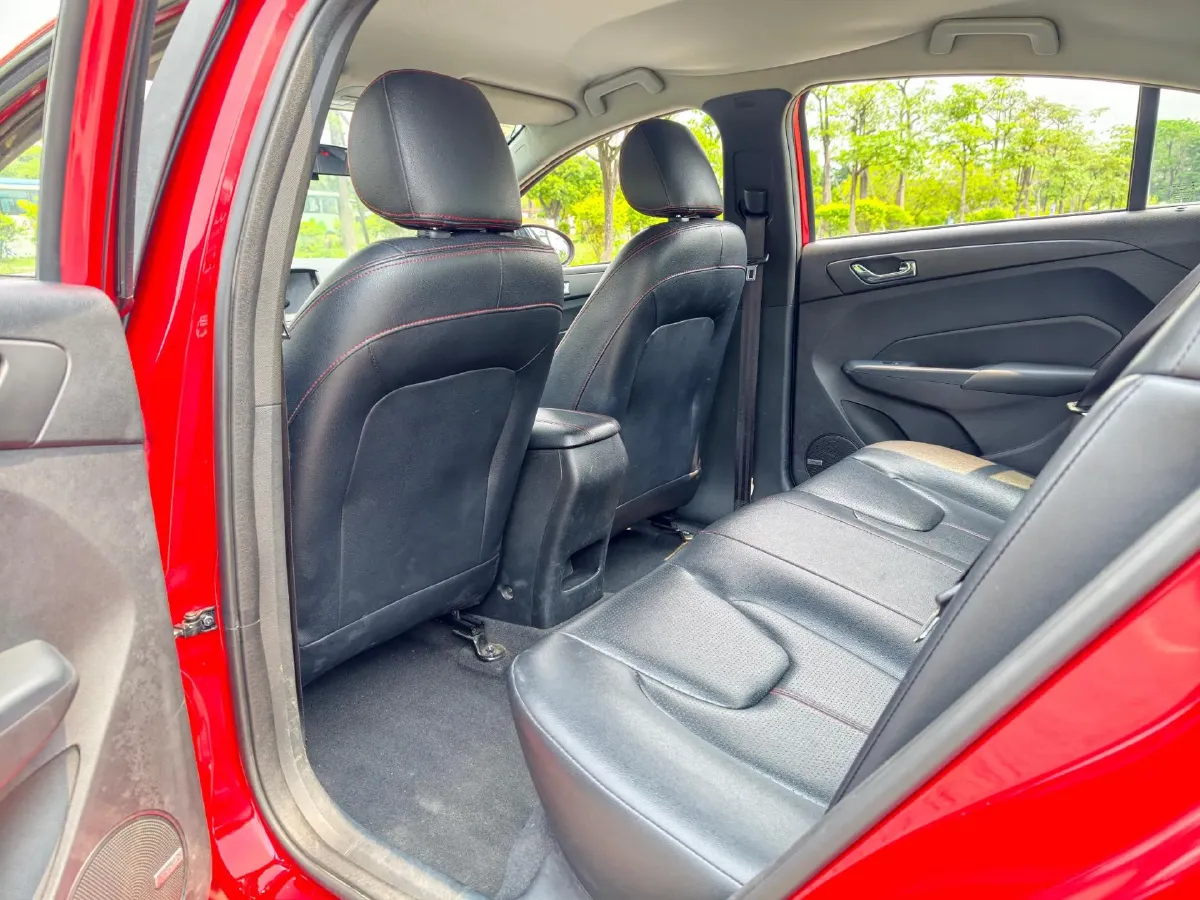 2017 Chery Arrizo 5 1.5L 116HP L4 CVT,autocango,china used car exporter,china ev exporter,chinese used car exporter,chinese used ev exporter