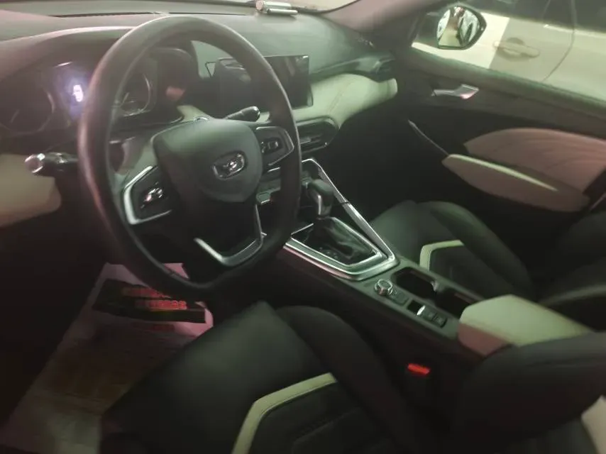 2021 KaiYi XuanDu 1.5T 156HP L4 CVT,autocango,china used car exporter,china ev exporter,chinese used car exporter,chinese used ev exporter