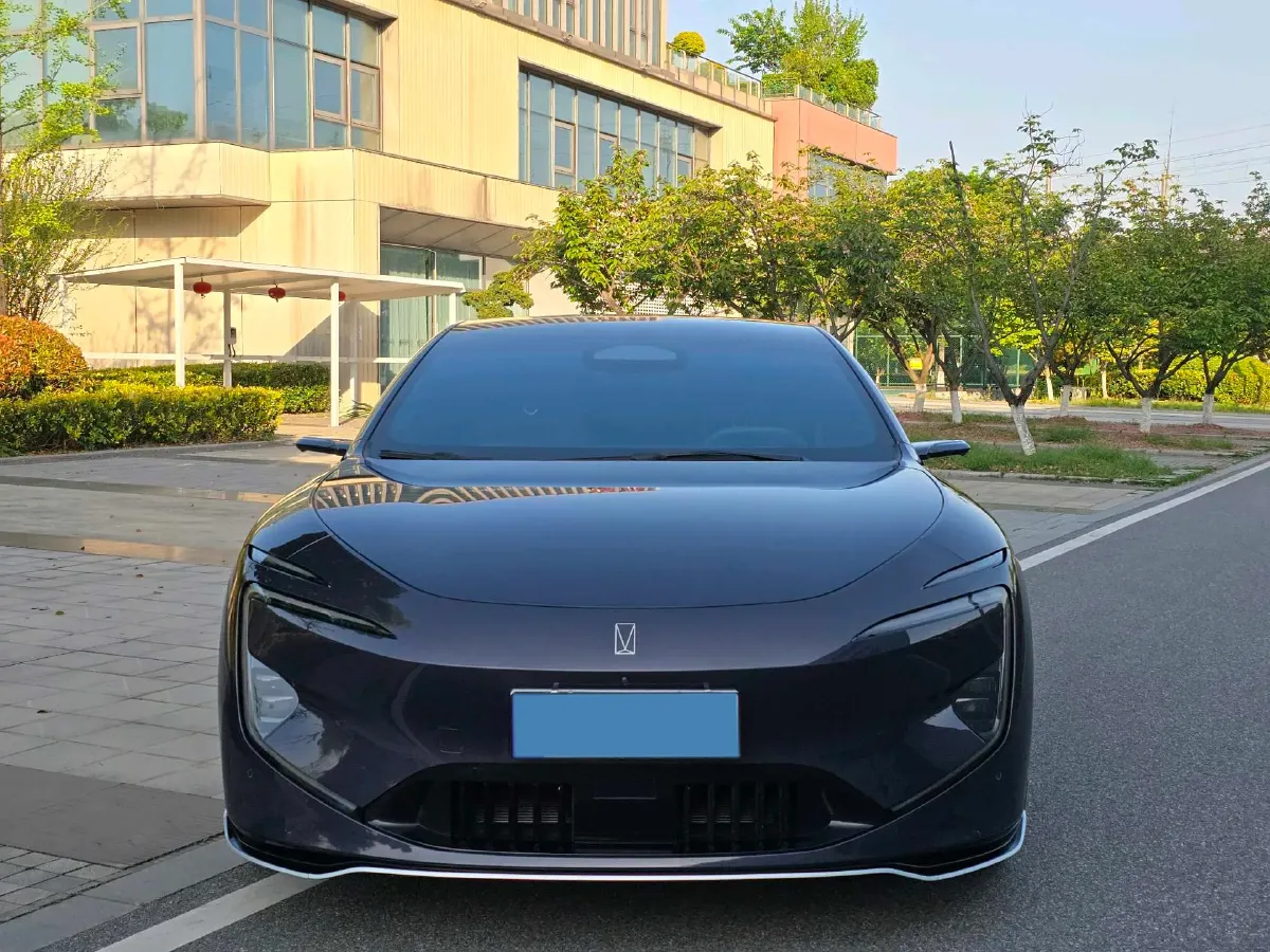 2024 Avatr 12 BEV 94.5KWH,autocango,china used car exporter,china ev exporter,chinese used car exporter,chinese used ev exporter