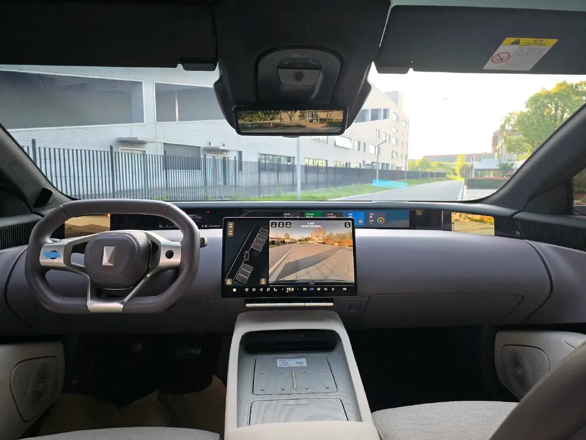 2024 Avatr 12 BEV 94.5KWH,autocango,china used car exporter,china ev exporter,chinese used car exporter,chinese used ev exporter