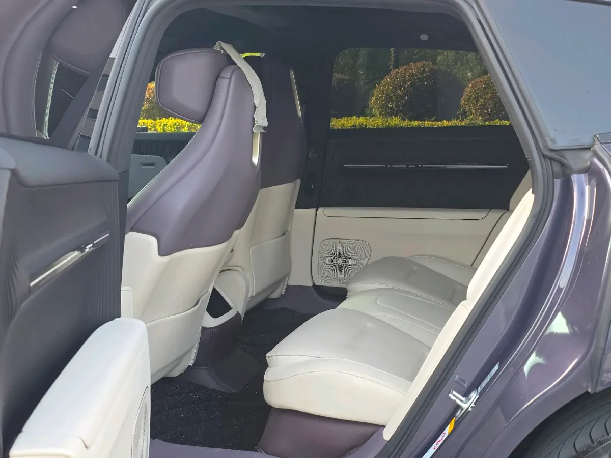 2024 Avatr 12 BEV 94.5KWH,autocango,china used car exporter,china ev exporter,chinese used car exporter,chinese used ev exporter