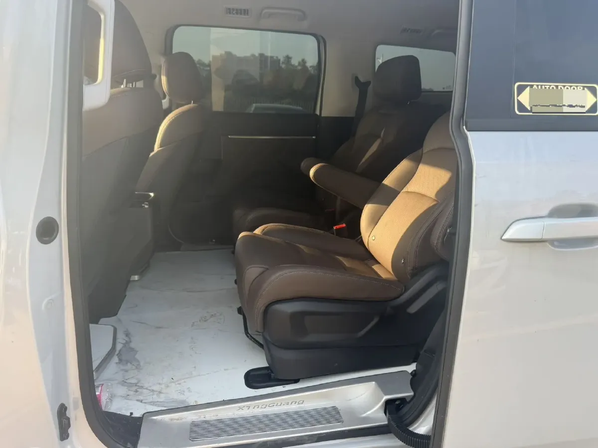 2025 Geely Galaxy L6 1.5L 112HP L4 1DHT PHEV 19.09KWH,autocango,china used car exporter,china ev exporter,chinese used car exporter,chinese used ev exporter