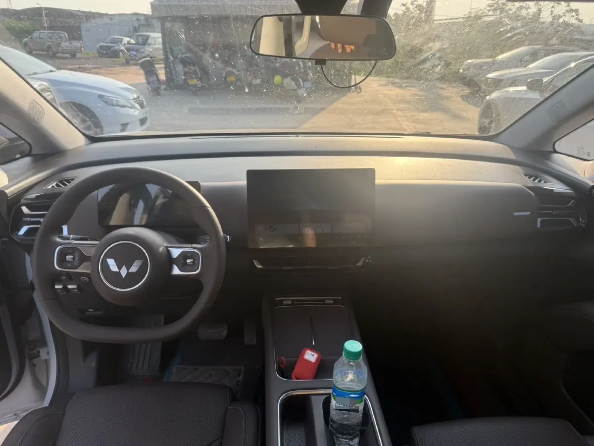 2025 Geely Galaxy L6 1.5L 112HP L4 1DHT PHEV 19.09KWH,autocango,china used car exporter,china ev exporter,chinese used car exporter,chinese used ev exporter