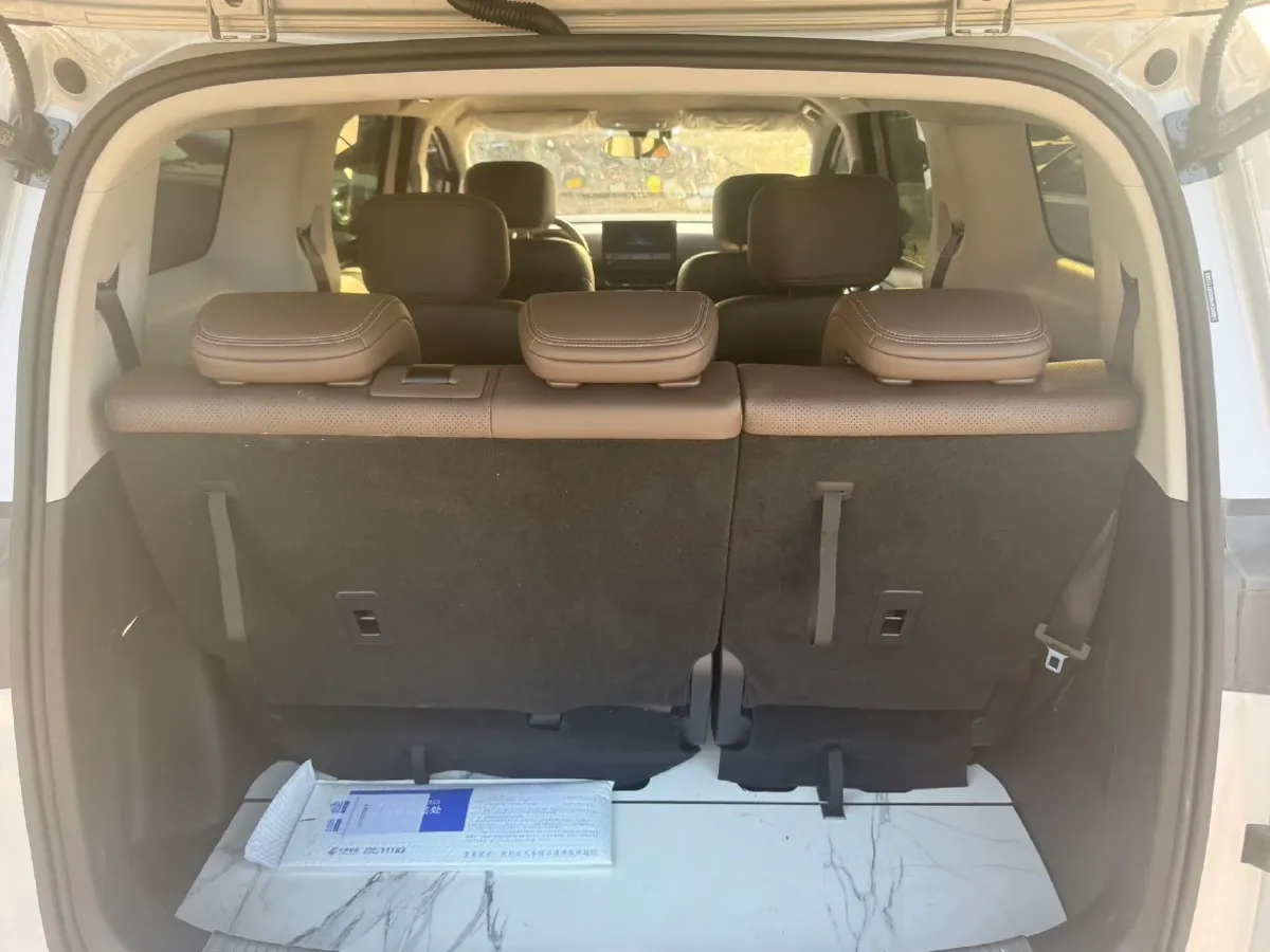 2025 Geely Galaxy L6 1.5L 112HP L4 1DHT PHEV 19.09KWH,autocango,china used car exporter,china ev exporter,chinese used car exporter,chinese used ev exporter